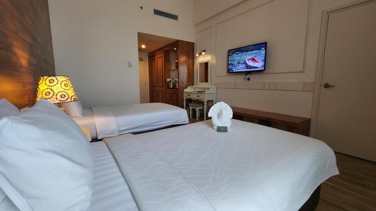 Swan Garden Hotel Malacca Eksteriør bilde